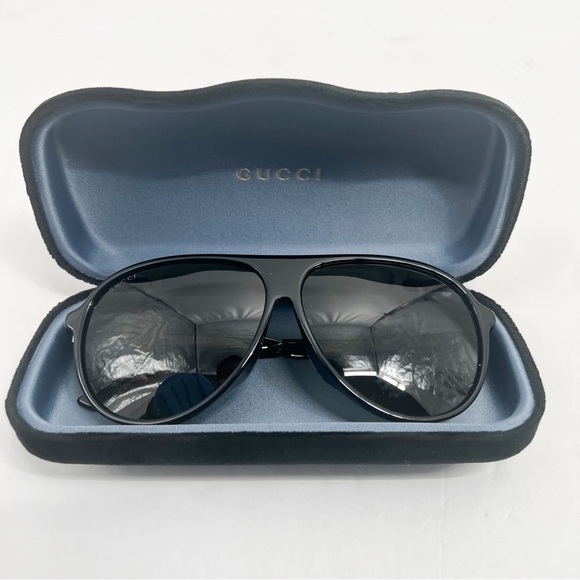 Gucci GG 0829SA 001 Mask Sunglasses - Picture 6 of 14